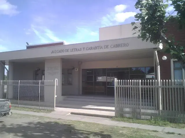 Edificio del Juzgado de Letras y Garantía de Cabrero