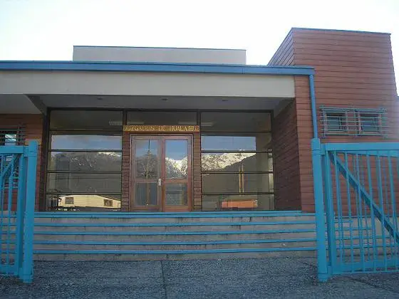 Edificio del Juzgado de Letras y Garantía de Hualaihué