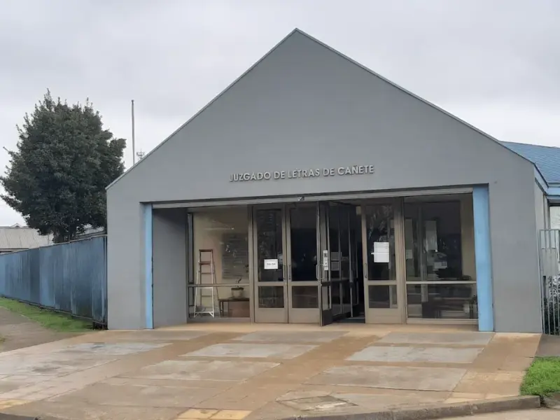 Edificio del Juzgado de Letras de Cañete