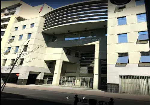 Edificio del 2° Juzgado de Letras del Trabajo de Santiago