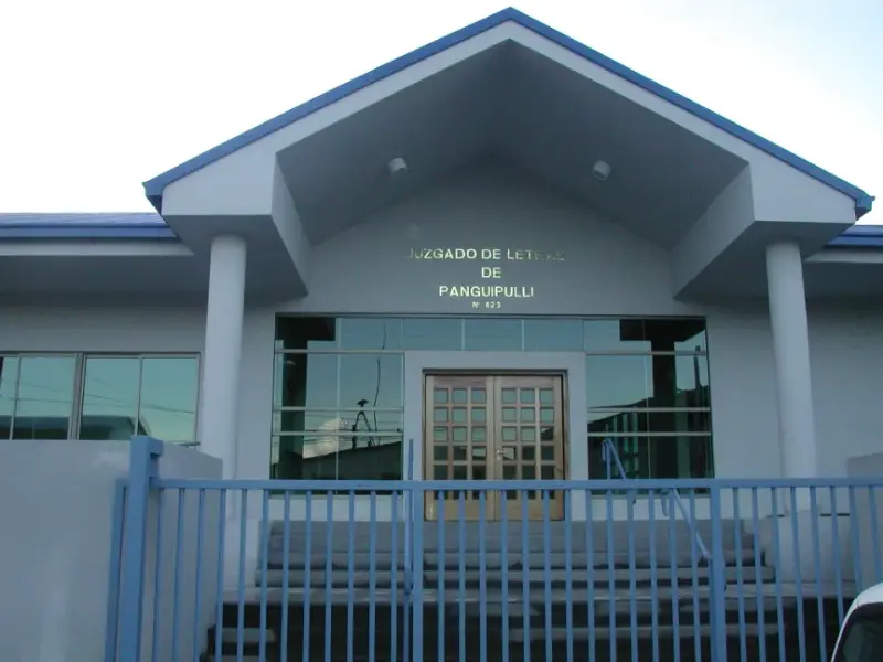 Edificio del Juzgado de Letras y Garantía de Panguipulli